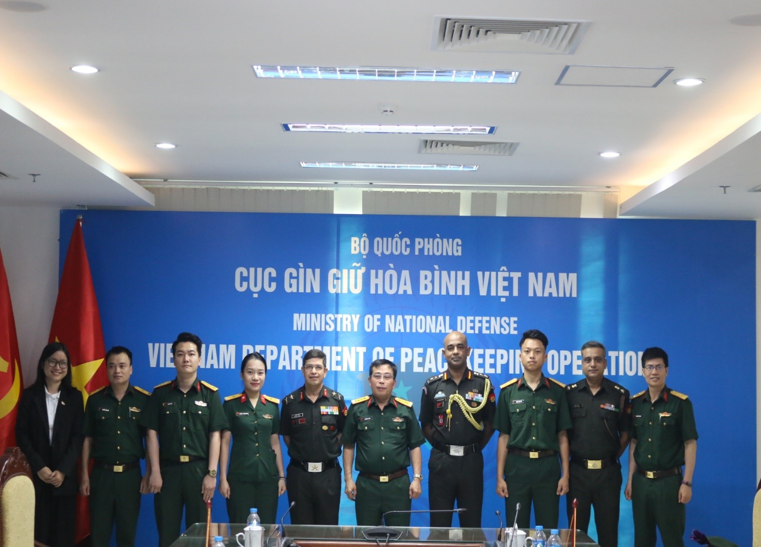 /UploadStore/admin/250422 Lam viec voi doan BQP An Do/02.jpg